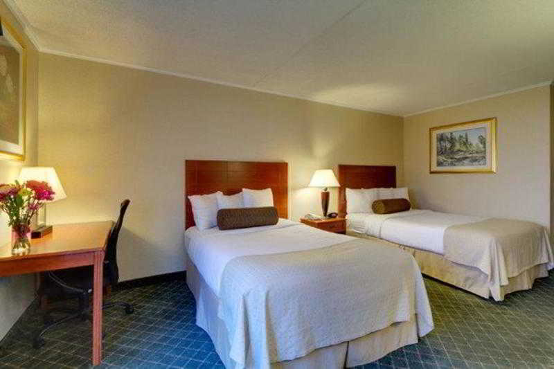 Best Western Plus Augusta Civic Center Inn Ngoại thất bức ảnh